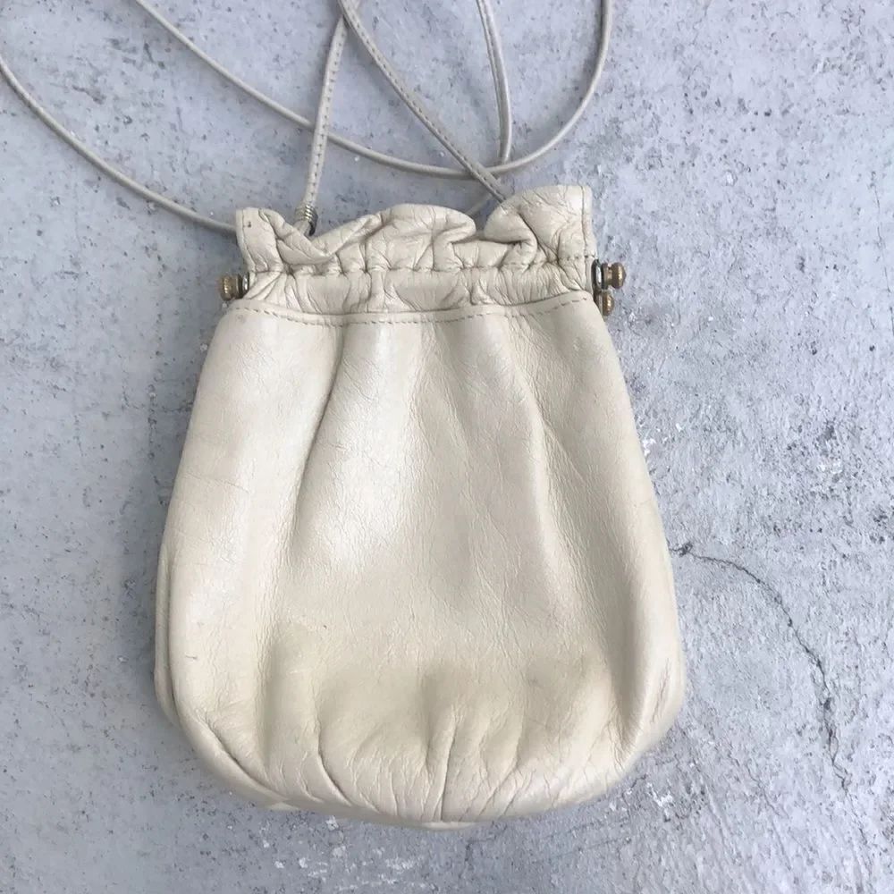 Vintage  Crossbody - Picture 2 of 6